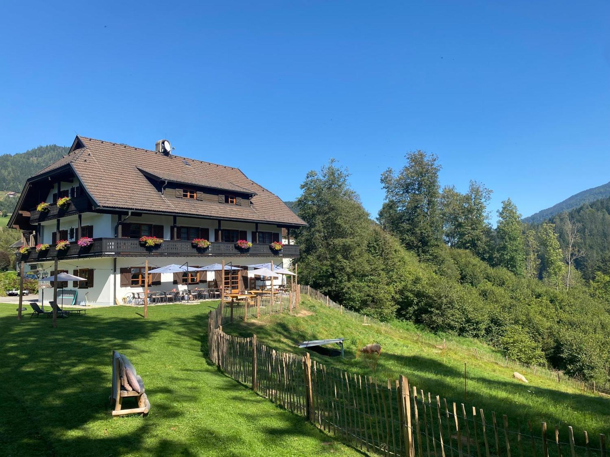 Pension Gasthof Арриах Экстерьер фото